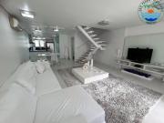 Linda casa localizada no condomínio marítimo Marina Del Rey