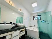 Linda casa mobiliada em excelente localizaÃ§Ã£o