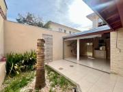 Linda casa modelo Carolina à venda no Villa Flora Sumaré