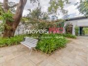 Linda casa no Alto da Boa Vista, Ã³tima localizaÃ§Ã£o!