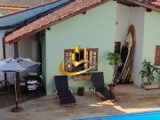 LINDA CASA NO BAIRRO MAIS NOBRE DE UBATUBA, COM ACESSO...