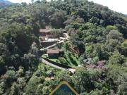 LINDA CASA NO CONDOMÍNIO ARVOREDO EM NOVA LIMA
