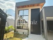 Linda casa no Parque BrasÃlia com 3 suÃtes plenas e lote...