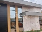 Linda Casa Nova em Condomínio Arniqueiras SHA 04, 4 suítes