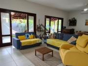 LINDA CASA RECEM REFORMADA, EM CONDOMINIO ESPETACULAR...