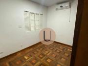 Linda casa reformada no Jardim Aeroporto