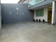 Linda casa setor leste