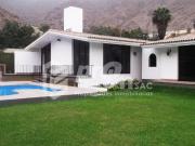 LINDA CASA SUPER ACOGEDORA Y AMPLIA EN LA PLANICIE