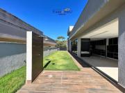 Linda casa TÃrrea CondomÃnio do Lago de frente para...