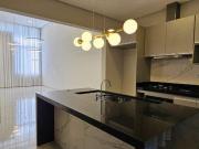 Linda Casa Térrea à Venda no Condomínio Le France...