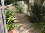 Linda Casa una sola planta en Privada Yucatan Country Club