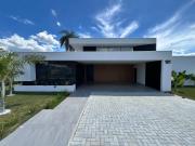Linda casa ã venda em betim 1.000 mâ²