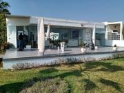 Linda Casita en Primera Fila  Única playa Pet Friendly...