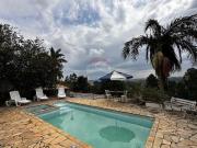 linda chácara à venda no Condomínio Residencial Portal...