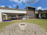 Linda Chácara de 10.000m² em condomínio fechado!