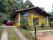 Linda chácara em condomínio com 1.700 m² de terreno!