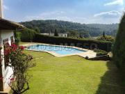 Linda chácara em condomínio de alto padrão com vista...