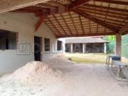 Linda chácara em construção dentro de condomínio com...