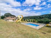 Linda chácara em loteamento de chácaras na cidade de Atibaia