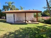 Linda chácara em meio a natureza!