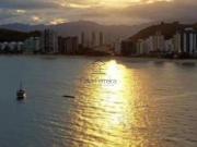 Linda cobertura duplex com vista espetacular e pé na...