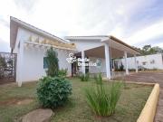 LINDA E MODERNA CASA A VENDA CONDOMÍNIO FECHADO