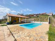 Linda edícula em Condomínio fechado!