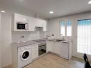 Linda habitación para alquilar en apartamento de 5...