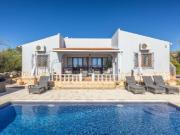 Linda Moradia 3 quartos e piscina