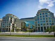 Linda sala mobiliada le monde barra