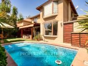 Oportunidad. Linda y cómoda casa en condominio seguro....