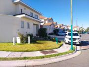 Linda y gran Casa sin detalles, condominio, 4 habitaciones
