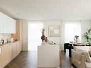 Lindley House, Silkstream, 3 Bedroom Flat