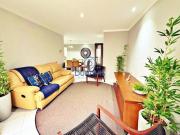 Lindo apartamento à venda na Praia das Pitangueiras...