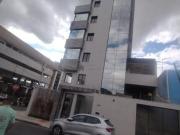 LINDO APARTAMENTO EM PRÃ?DIO INDIVIDUAL COM ELAVADOR E...