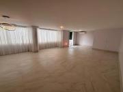 SQS 312 4 QTOS 341m² linear