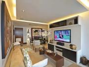 Lindo apartamento vista cinematográfica para o mar