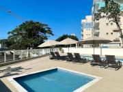 Lindo apto decorado com 02 dorms, 01 suite, varanda...