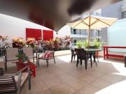 LINDO DEPARTAMENTO CON TERRAZA EN ALQUILER LIMITE...