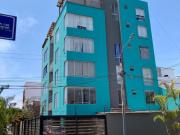 LINDO DEPARTAMENTO FRENTE A PARQUE + 1 ESTACIONAMIENTO