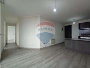 ¡Lindo Dpto a pasos de Metro Carlos Valdovinos!