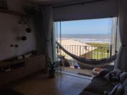 Lindo e amplo apartamento de 3 dormitórios, sendo 1...