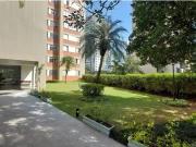 Lindo e espaÃ§oso Apartamento todo reformado â LocaÃ§Ã£o...