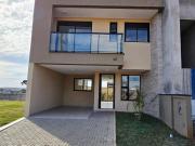 LINDO E ESPAÇOSO SOBRADO COM 3 QUARTOS, SENDO 1 SU