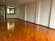 Lindo e iluminado departamento en Surco en urbanización...