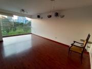 Lindo Flat frente a Parque! Super Amplio!