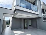 LINDO IMÓVEL NO PORTAL DOS IPÊS 3 COM 3 SUÍTES E PISCINA