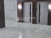 Lindo loft andar alto. Próximo Santa Casa, UFRGS