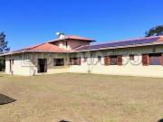 Lindo sitio com vista espetacular em condomínio próximo...