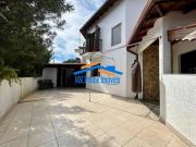 Lindo Sobrado 200m² c/ 5 Dorm e 5 Vagas para Venda...